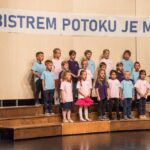 Nastopi otroških folklornih in pevskih skupin navdušili